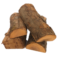 Hoogwaardig gedroogd en gekloofd elzenhout, per kuub strak gestapeld in blokken van 30-35 cm.